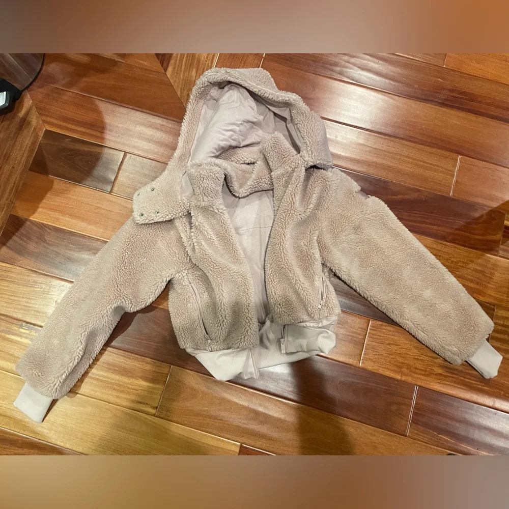 Alo Foxy Sherpa Jacket Mauve Pink XS - Picture 1 of 4